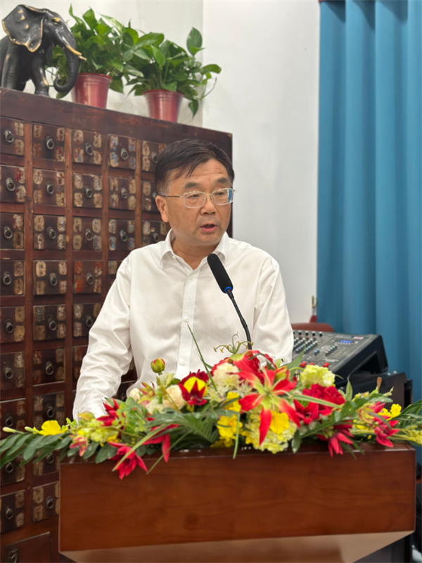 2024-5-28盈科生物成功舉辦”勞模模范“表彰大會(huì)187